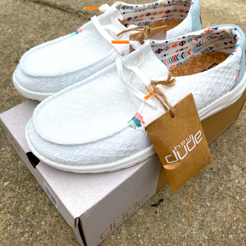 Womens hey dude size 8